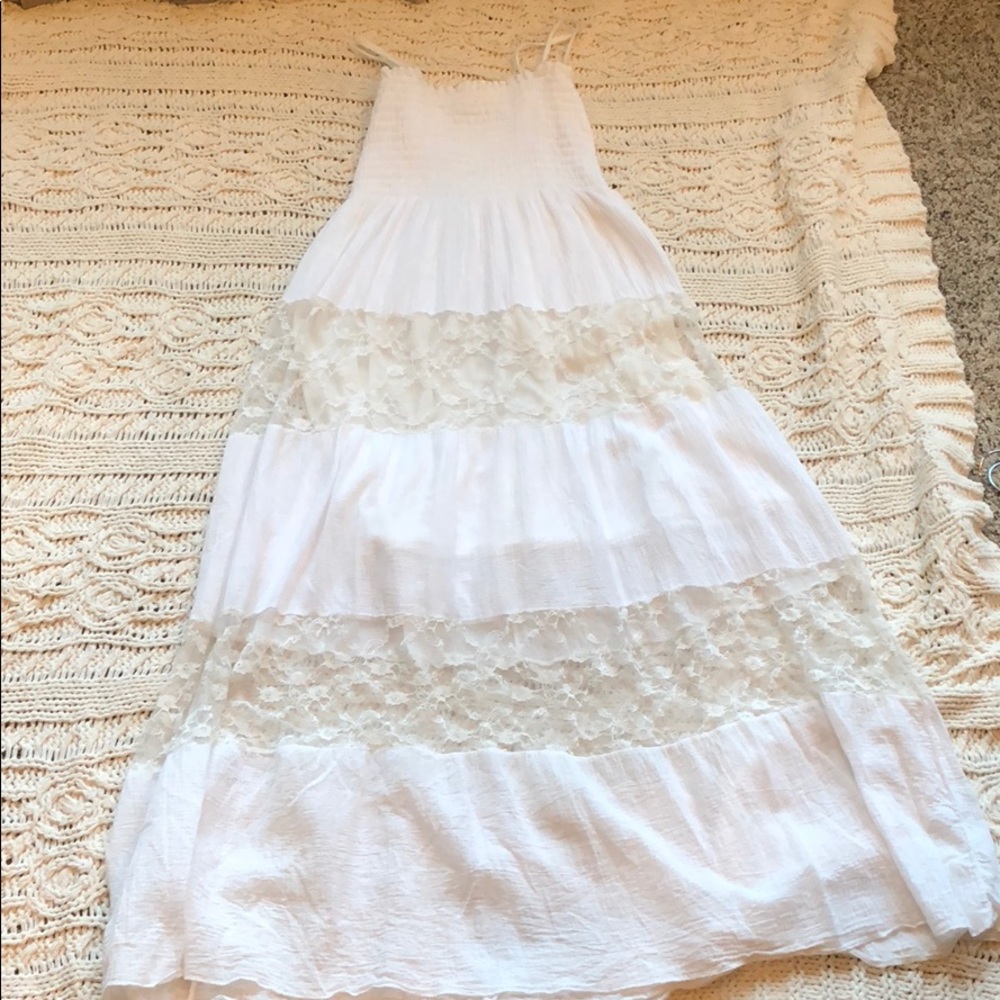 White summer maxi dress